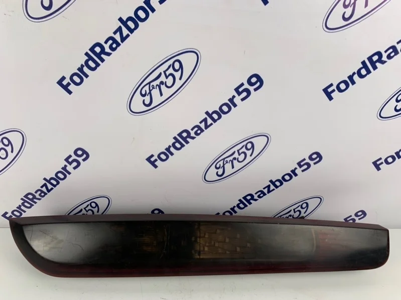 Фонарь Ford Focus 2 2008-2011 1528770 CB4, задний правый