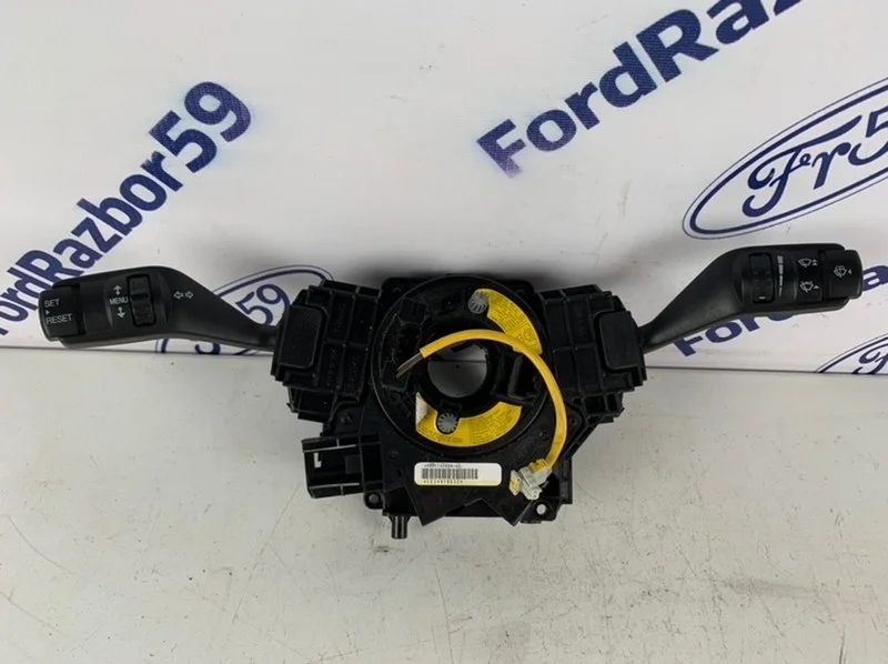 Блок подрулевых переключателей Ford Focus 2 2009 1763646 CB4 1.8 (QQDB)