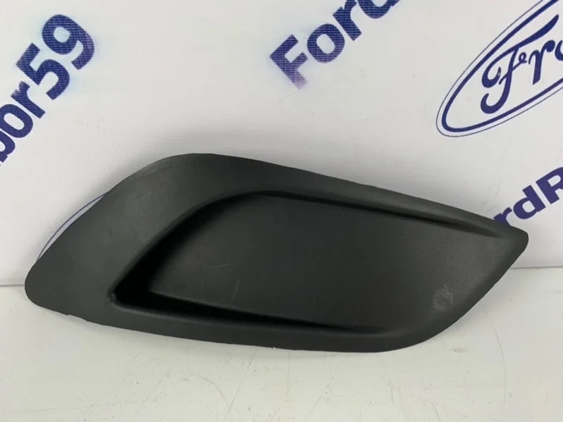Заглушка ПТФ Ford Focus 2 2008-2011 1538833 CB4, передняя правая