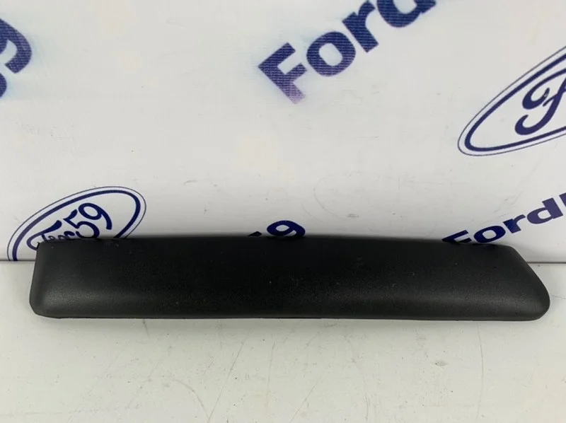 Молдинг бампера Ford Focus 2 2005-2008 1352836 CB4, передний левый