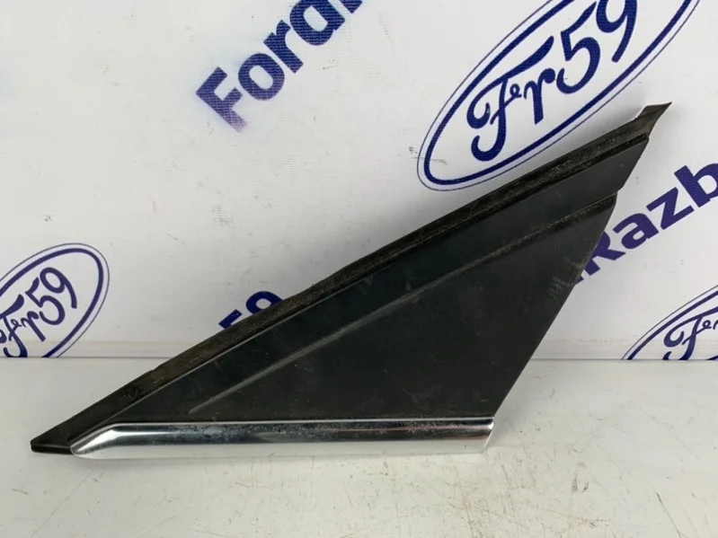Треугольник зеркала Ford Focus 3 2011-2019 1730620 CB8, передний левый