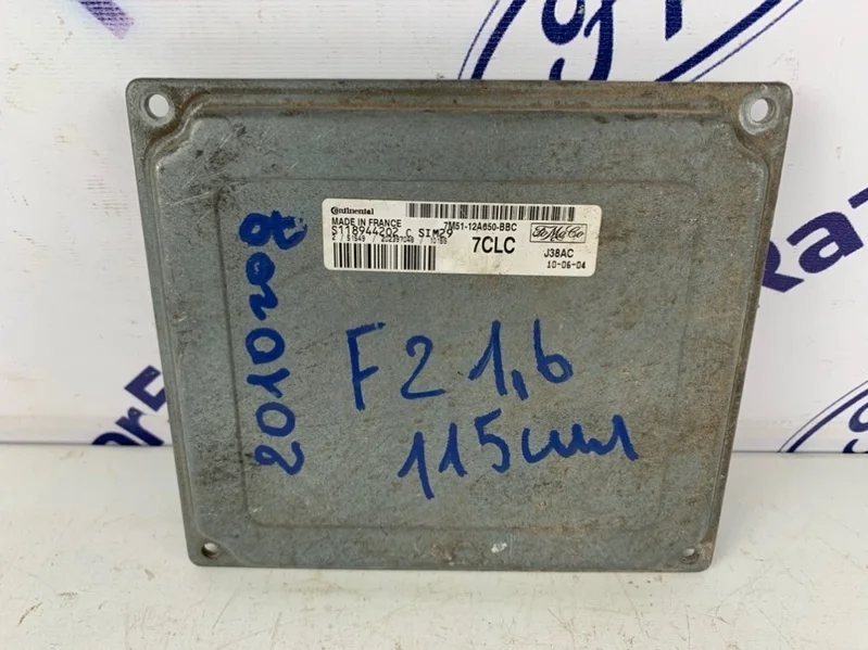 Блок управления двигателем Ford Focus 2 2005-2011 1331018 CB4 1.6