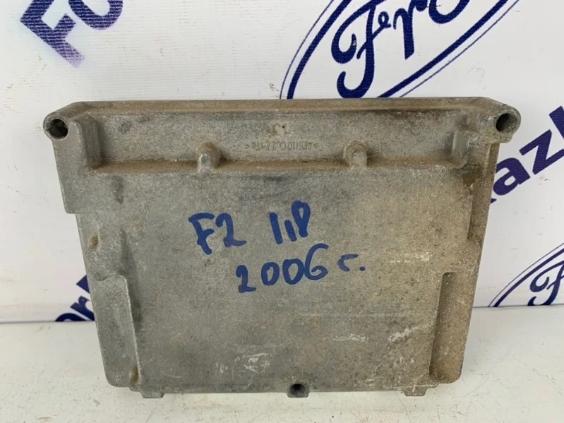 Блок управления двигателем Ford Focus 2 2005-2007 1364789 CB4 1.8-2.0