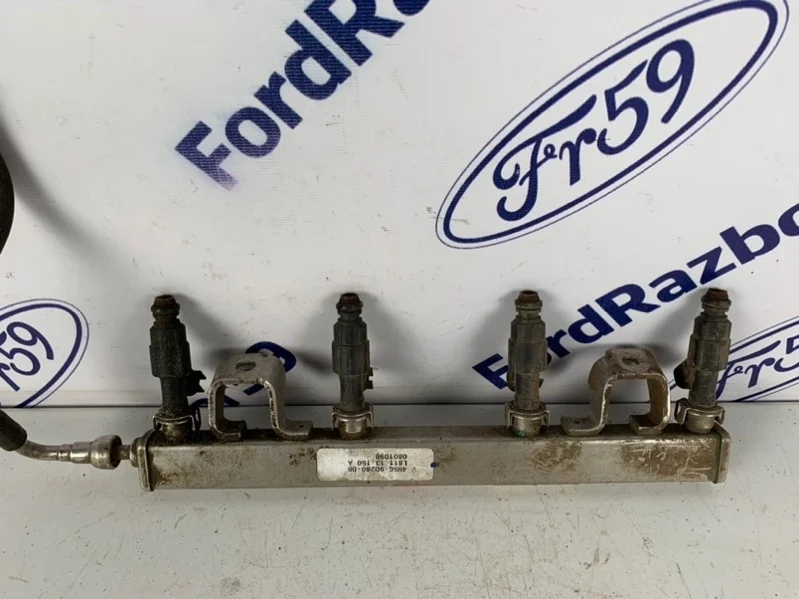 Рампа топливная Ford Focus 2 2005-2011 1356996 CB4 1.8-2.0