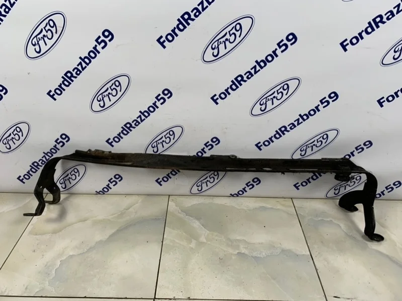 Планка под радиаторы Ford Focus 2 2006 1435962 CB4 1.6 (HWDA)