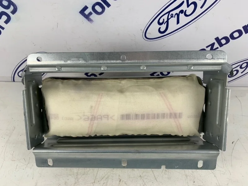 Подушка безопасности в торпедо Ford Focus 2 2006 1337463 CB4 1.6 (HWDA), передняя правая