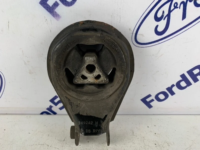 Подушка двигателя Ford Focus 2 2006 1404996 CB4 1.6 (HWDA), задняя