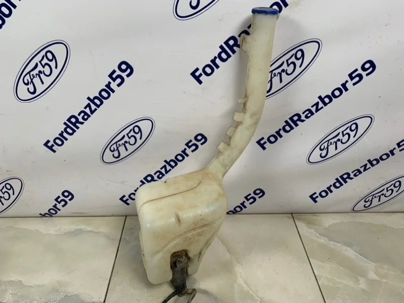 Бачок омывателя Ford Fusion 2007 1354170 CBK 1.4 (FXJA)