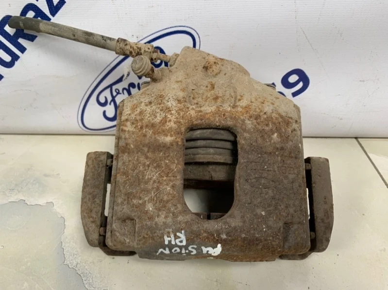 Суппорт Ford Fusion 2007 1478474 CBK 1.4 (FXJA), передний правый