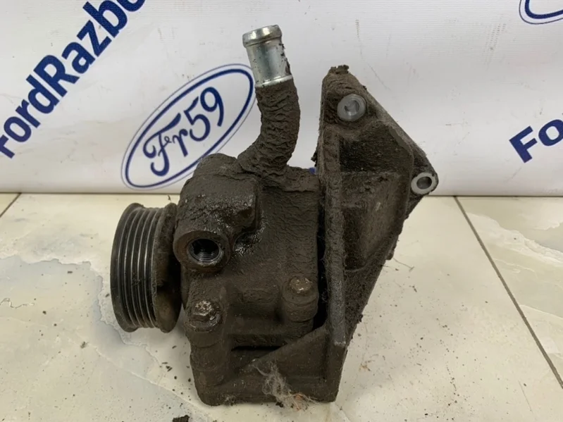 Насос ГУР Ford Fusion 2007 1666079 CBK 1.4 (FXJA)