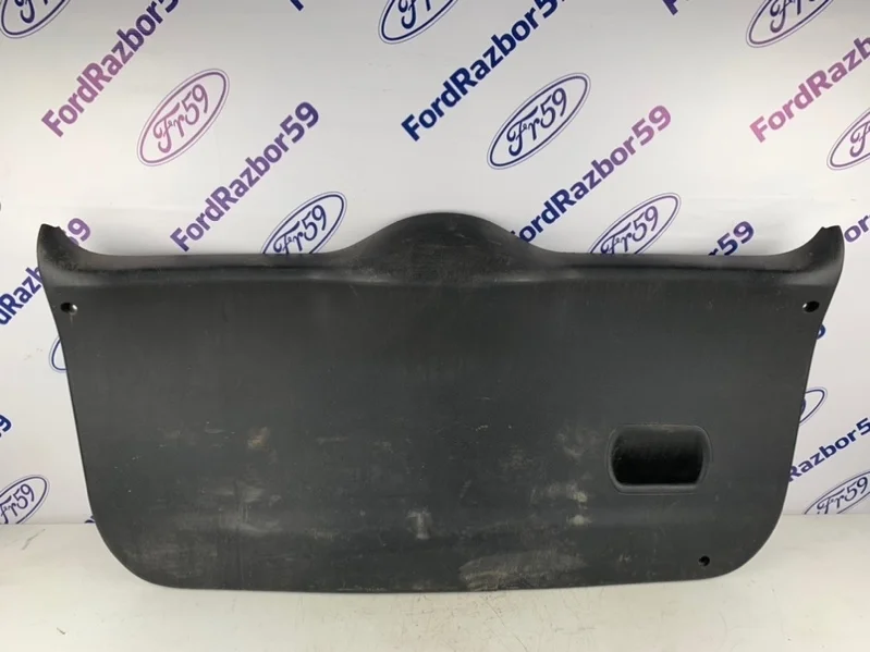 Обшивка крышки багажника Ford Fusion 2007 1379906 CBK 1.4 (FXJA)