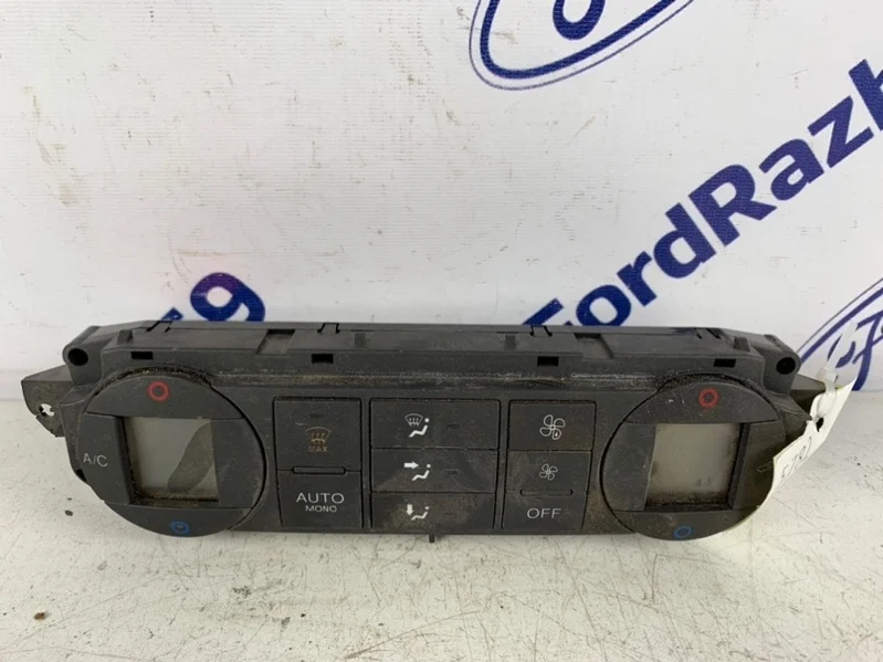 Блок управления климат-контролем Ford Focus 2 2005-2011 1466238 CB4