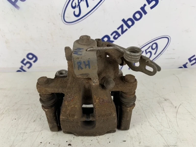 Суппорт Ford Mondeo 4 2007-2010 1738987 BD, задний правый