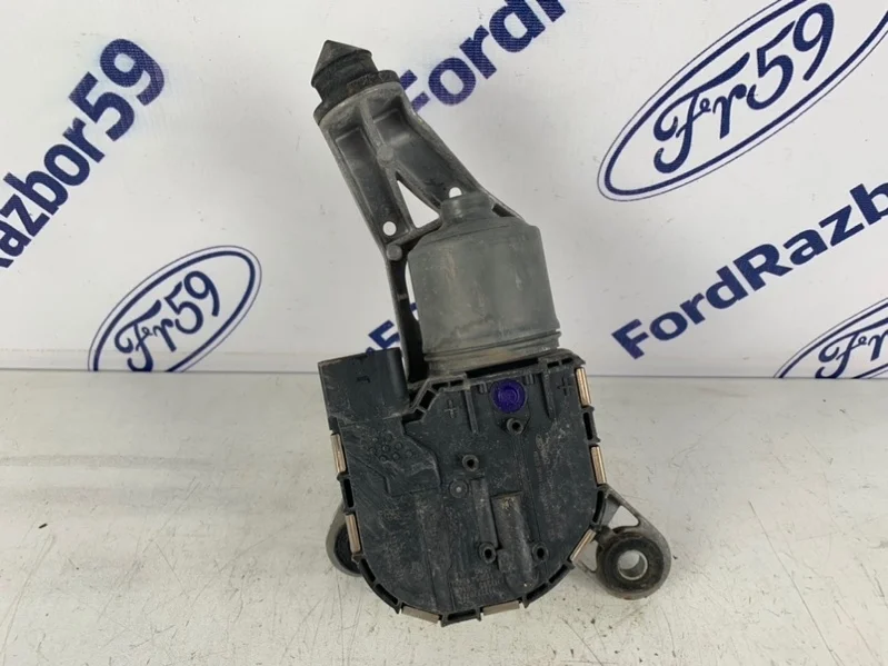 Моторчик стеклоочистителя Ford Focus 3 2011-2015 1933688 CB8, передний