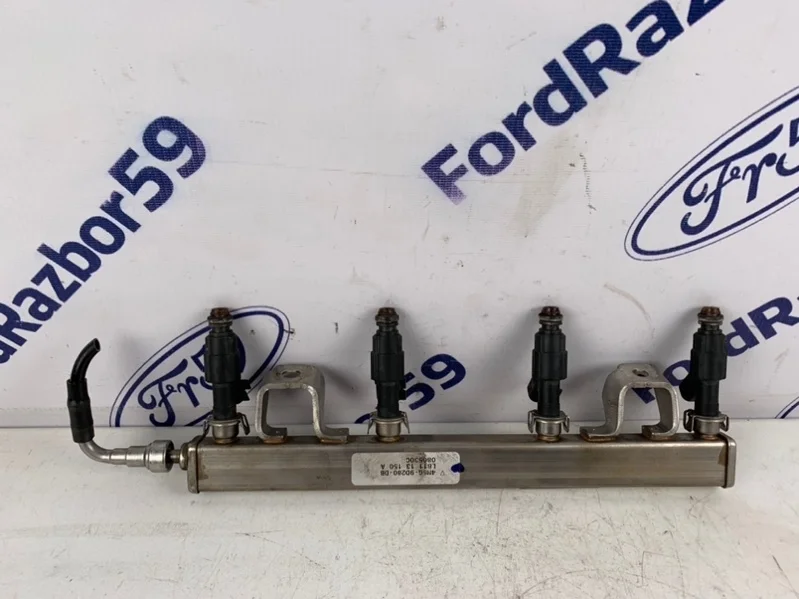 Рампа топливная Ford Mondeo 4 2008 1356996 BE 2.0 (AOBA)