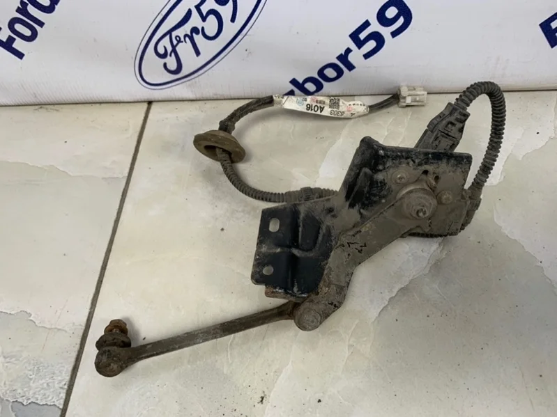 Датчик дорожного просвета Mitsubishi Outlander XL 2005-2012 8303A016 CW5W, задний