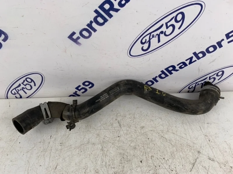 Патрубок системы охлаждения Ford Focus 3 2011-2015 1761850 CB8 2.0