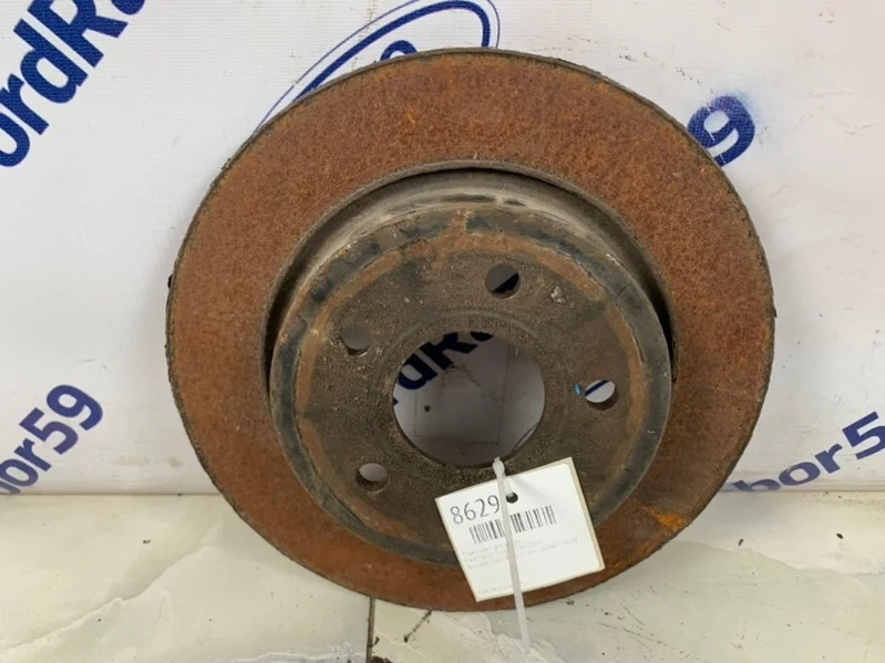 Тормозной диск Ford Focus 3 2011-2015 1704765 CB8, задний