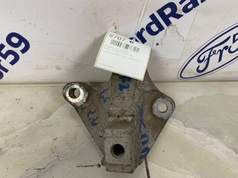 Кронштейн АКПП (Тринога) Ford Focus 2 2005-2011 1326813 CB4 1.6