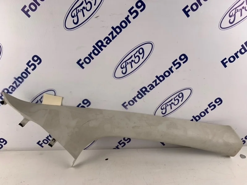 Обшивка лобовой стойки Ford Focus 3 2011-2015 2098677 CB8, передняя правая