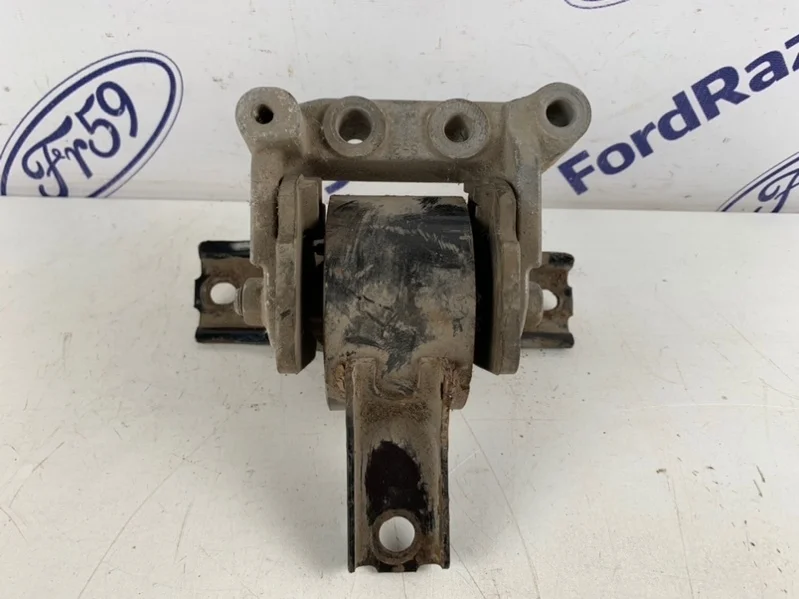 Подушка двигателя Mitsubishi Lancer 10 2007-2016 MN101441 CY, правая