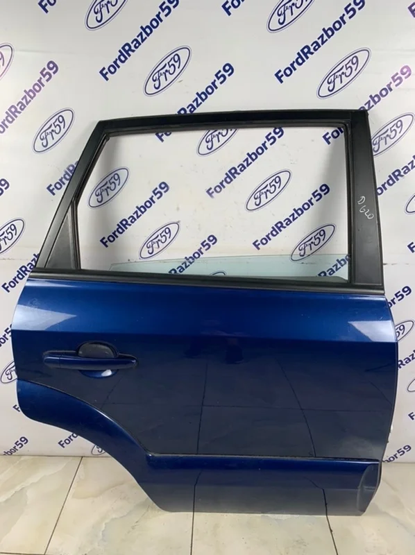 Дверь Hyundai Tucson 2009 770042E050 JM 2.0 (G4GC), задняя правая