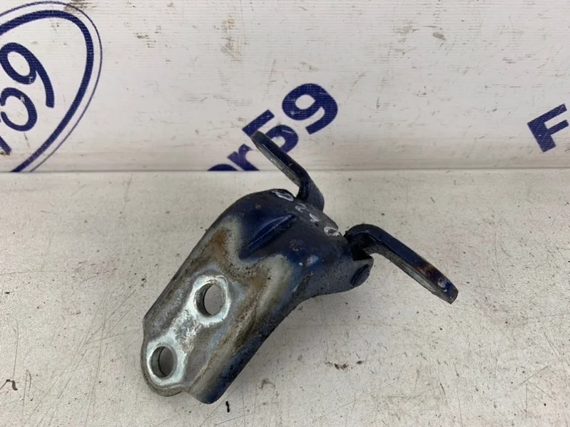 Петля двери Hyundai Tucson 2009 793202E000 JM 2.0 (G4GC)