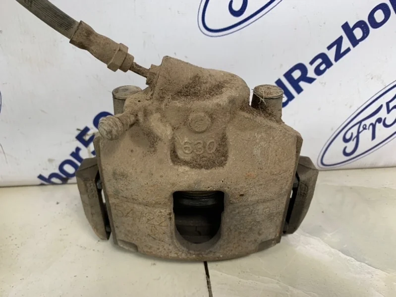 Суппорт Ford Fusion 2008 1478474 CBK 1.6, передний правый