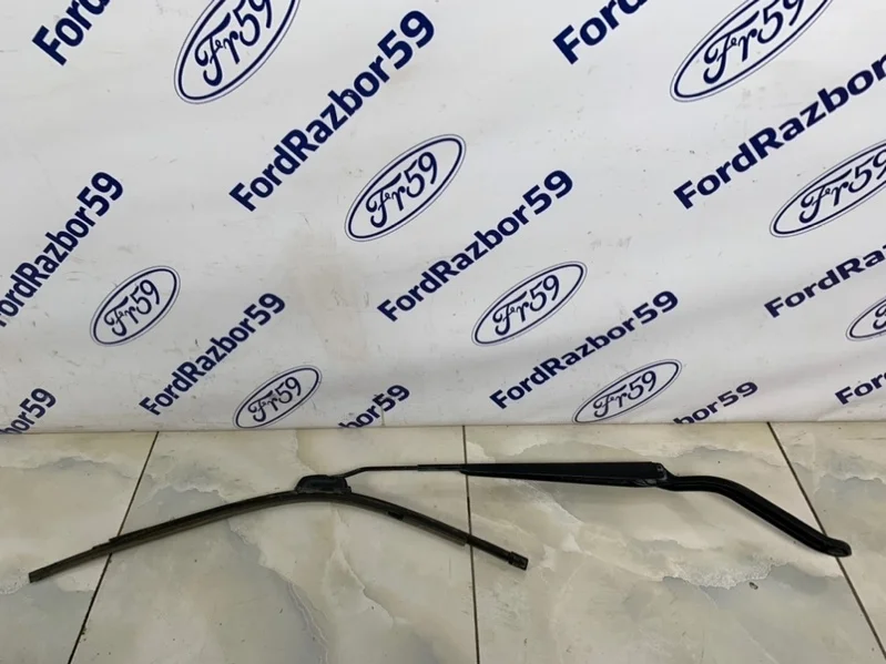Поводок стеклоочистителя Ford Fusion 2008 1771247 CBK 1.6, передний правый