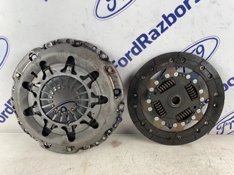 Сцепление (диск + корзина) Ford C-MAX 2008 1746881 C214 1.6 (SHDA)