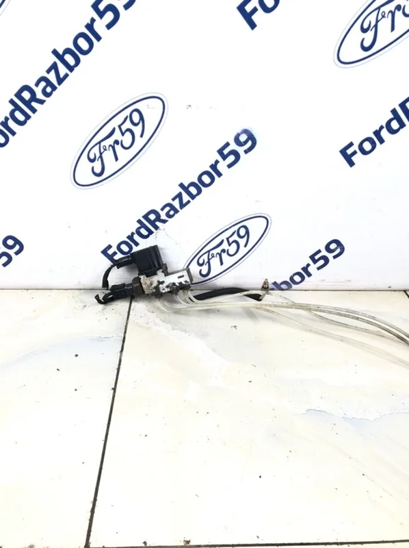 Блок клапанов пневмоподвески Mercedes-Benz E-Class 2002-2006 A2113200158 W211