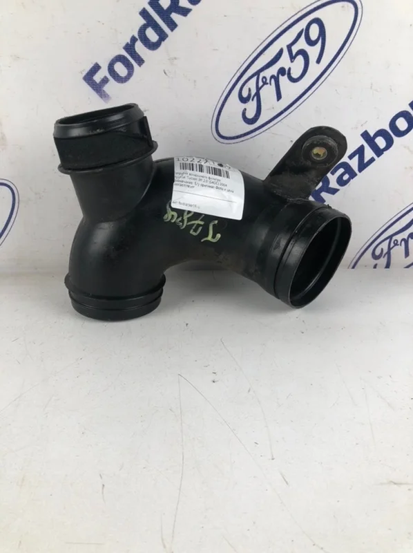 Патрубок воздушного фильтра Hyundai Tucson 2004 282112E100 JM 2.0 (G4GC)