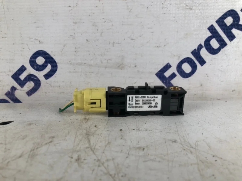 Датчик Airbag Hyundai Tucson 2004 959202E000 JM 2.0 (G4GC)