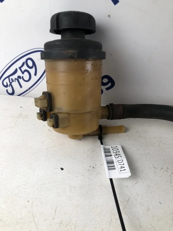 Бачок гидроусилителя Kia Sportage 2005 571502E000 JE 2.0 (G4GC)