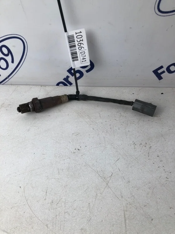 Датчик кислорода (лямбда-зонд) верхний Kia Sportage 2005 3921023710 JE 2.0 (G4GC)