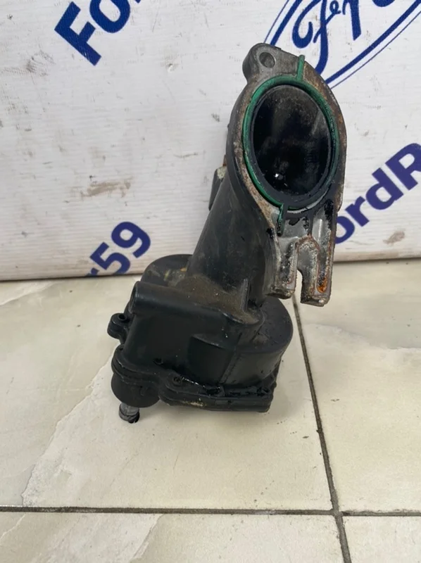 Вакуумный насос тормозной Ford Focus 2 2005 1882889 CB4 1.8 (KKDA)