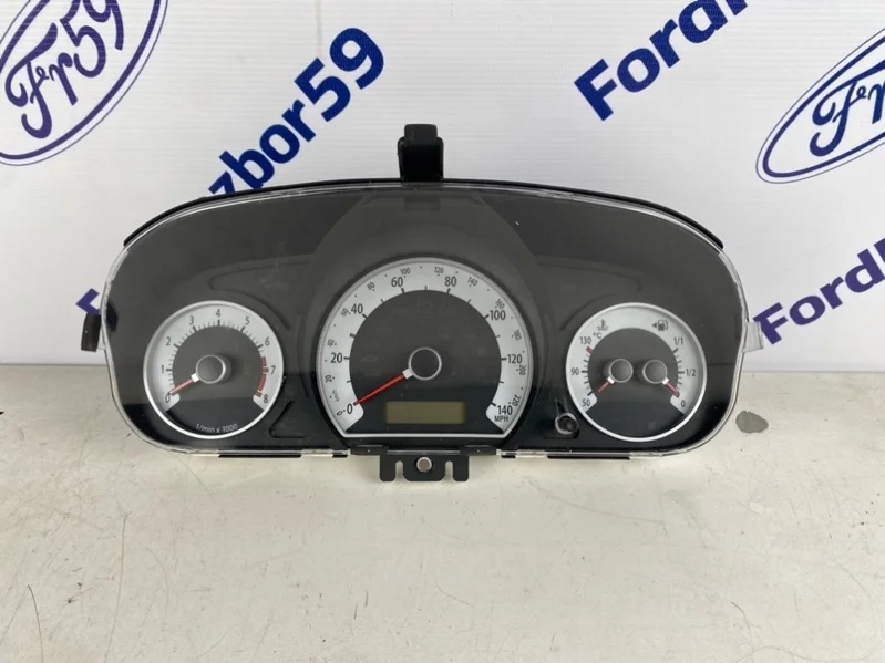 Панель приборов Kia Ceed 2008 940011H010 ED 1.6 (G4FC)