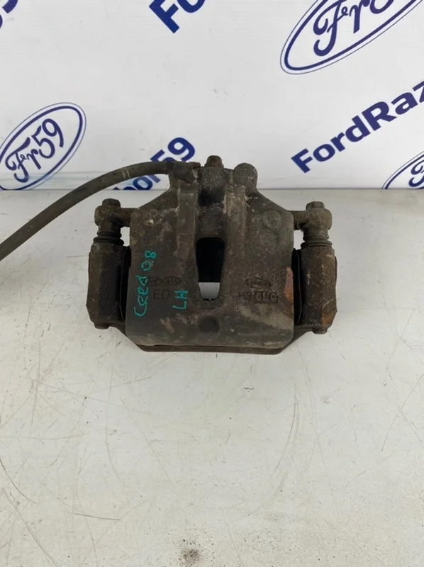 Суппорт Kia Ceed 2008 581101H000 ED 1.6 (G4FC), передний левый