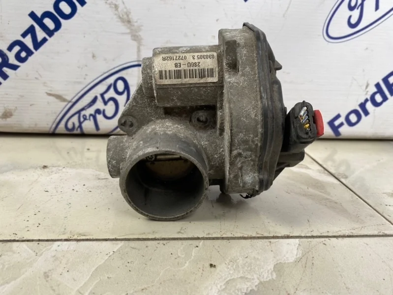 Дроссельная заслонка Ford Focus 2 2005-2011 1505642 CB4 1.6 (HXDA)