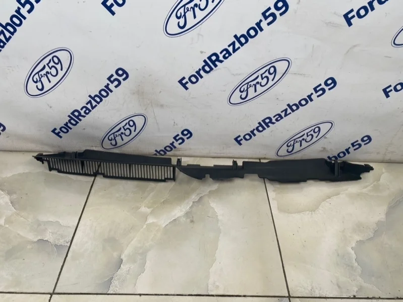 Дефлектор радиатора Volkswagen Passat 2005-2010 3С0121330 B6