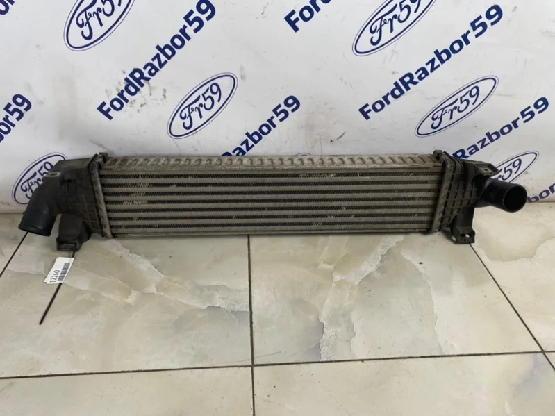 Интеркулер Ford Focus 2 2005-2008 1673687 CB4 1.8 (KKDA)