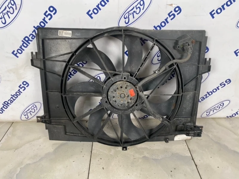 Диффузор с вентилятором Hyundai Tucson 2004-2009 253802E000 JM