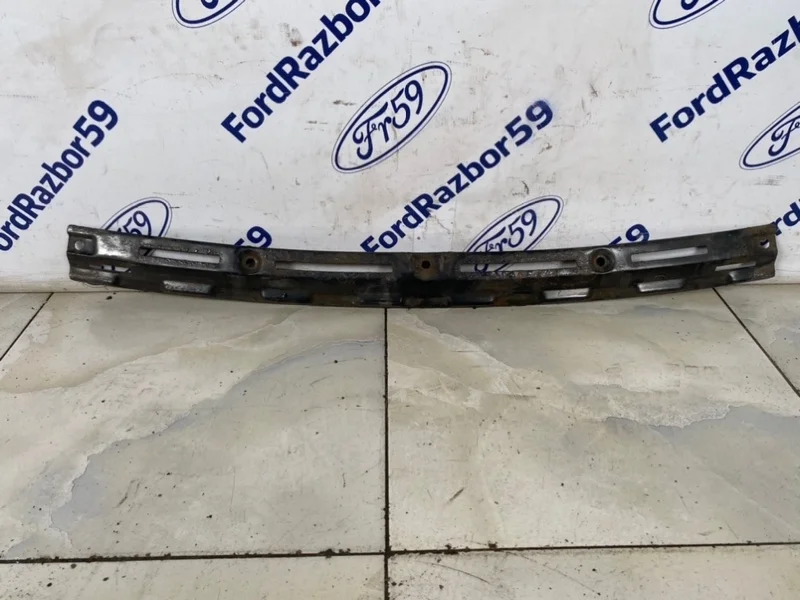 Кронштейн бампера Hyundai Tucson 2004-2009 865512E000 JM, передний