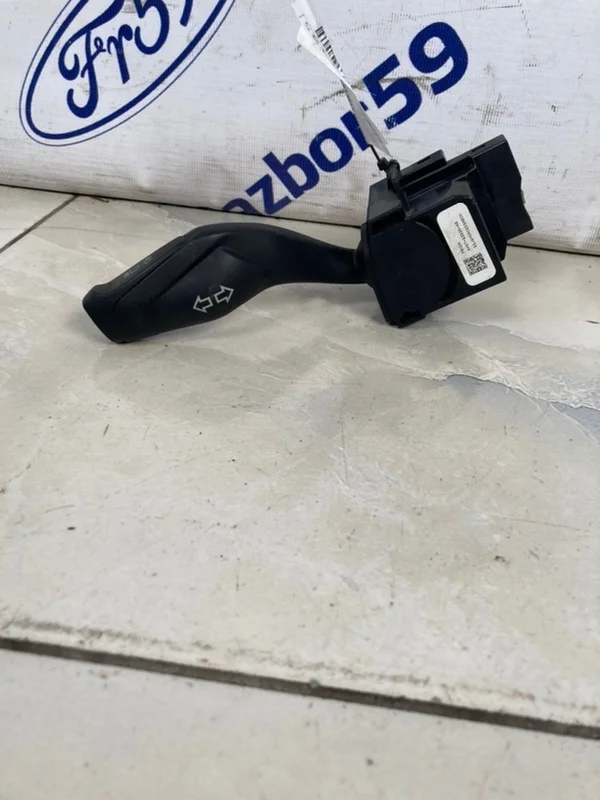 Переключатель поворотов Ford Focus 3 2011 1883869 CB8 1.6 (PNDA)