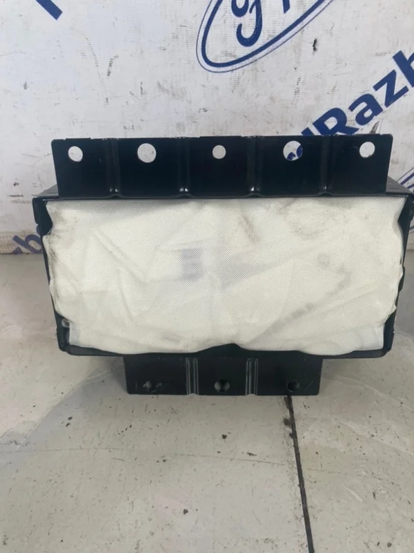 Подушка безопасности в торпедо Kia Ceed 2009 845301H900 ED 1.4 (G4FA), правая