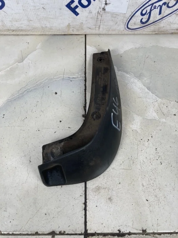 Брызговик Kia Ceed 2009 868321H000 ED 1.4 (G4FA), передний правый