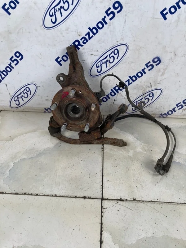 Кулак поворотный Kia Ceed 2009 517162R000 ED 1.4 (G4FA), передний правый