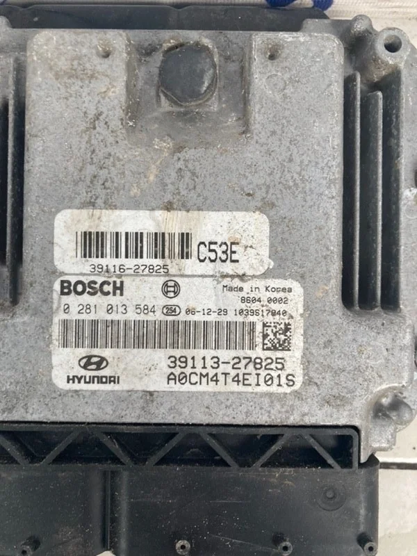 Блок управления двигателем Hyundai Santa Fe 2008 3911327825 CM 2.2 (D4EB)
