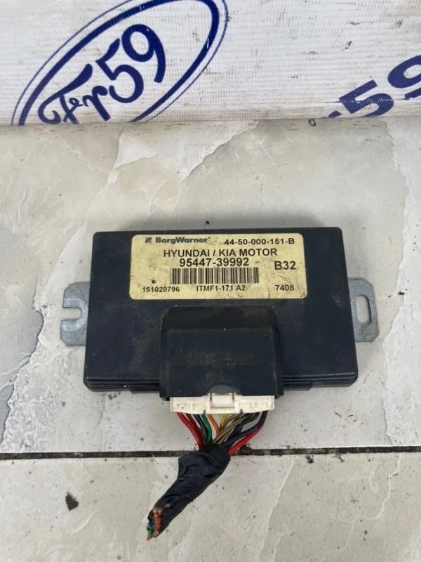 Блок управления полным приводом Hyundai Tucson 2008 9544739992 JM 2.0 (G4GC)