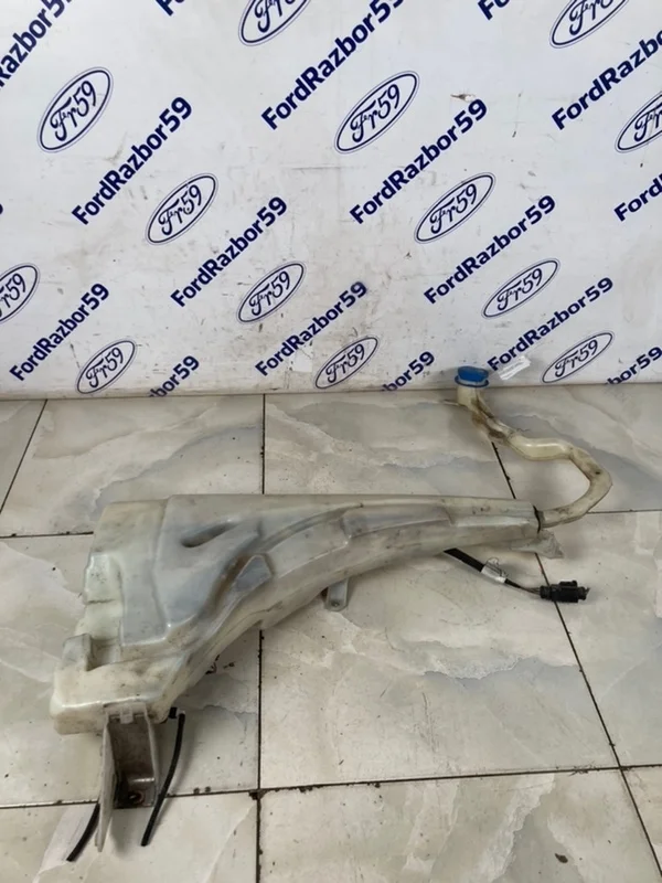 Бачок омывателя Volkswagen Touareg 2007 7L0955453 GP (7L7) 3.0 TDI (BKS)
